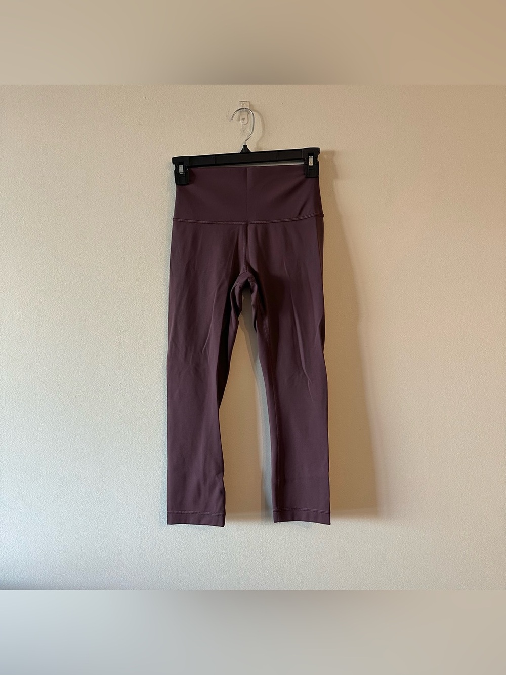 Lululemon Wunder Under Crop High Rise Luxtreme 4 Black Currant? Plum Grey
I thi